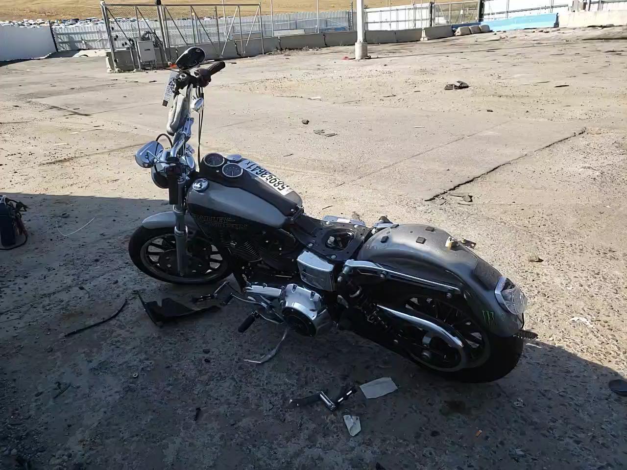 2016 HARLEY-DAVIDSON FXDL DYNA 1HD1GNM12GC309377