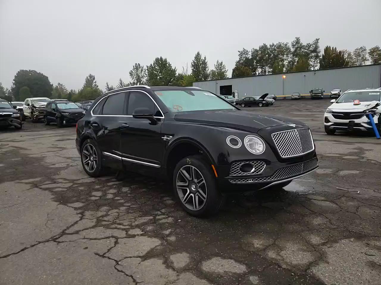 2018 BENTLEY BENTAYGA SJAAC4ZV5JC018027