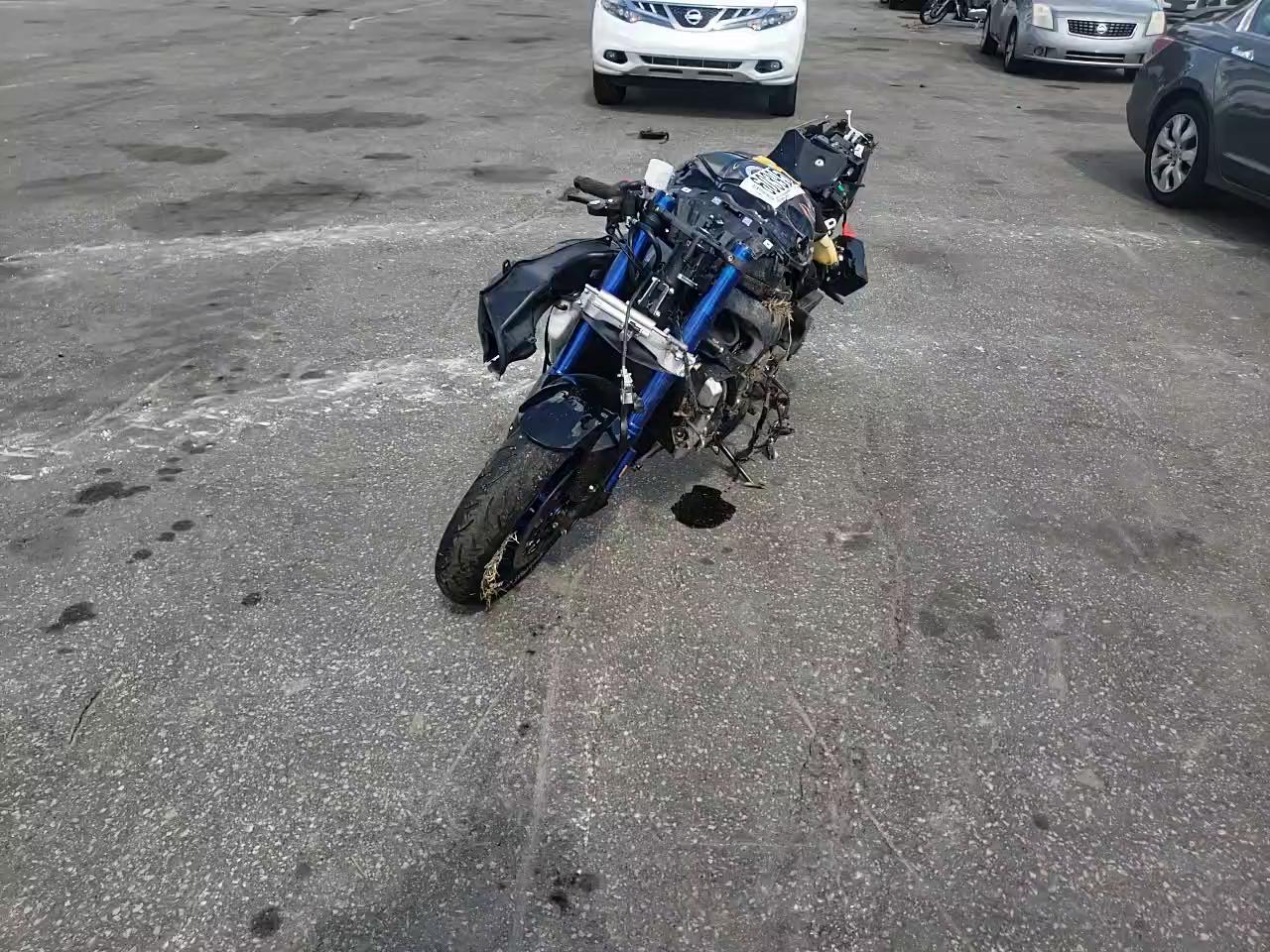 2018 SUZUKI GSX-R1000 JS1DM11H8J2100783