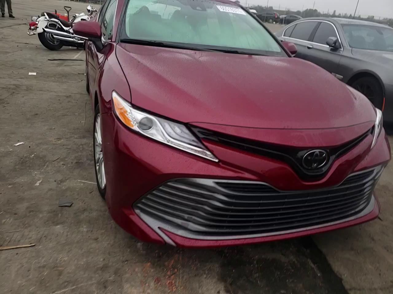 2020 TOYOTA CAMRY XLE 4T1F11AK3LU503706