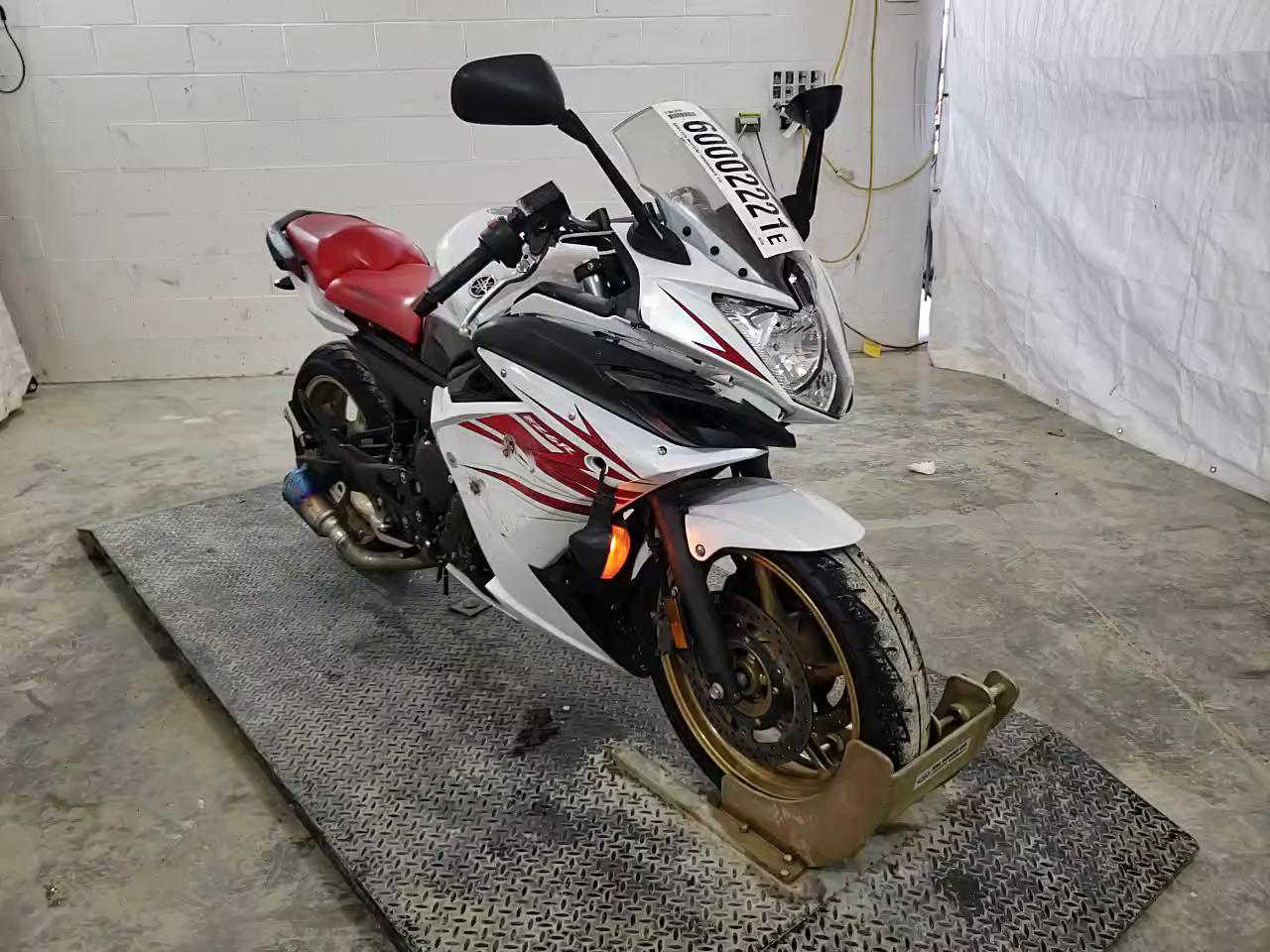 2010 YAMAHA FZ6R JYARJ18EXAA005756