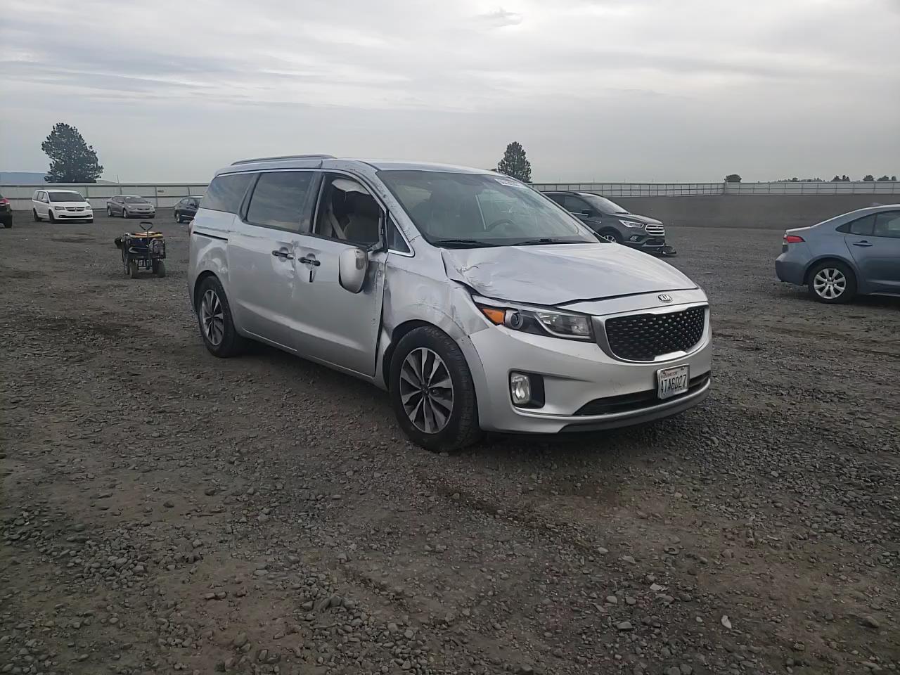 2015 KIA SEDONA EX KNDMC5C13F6028083