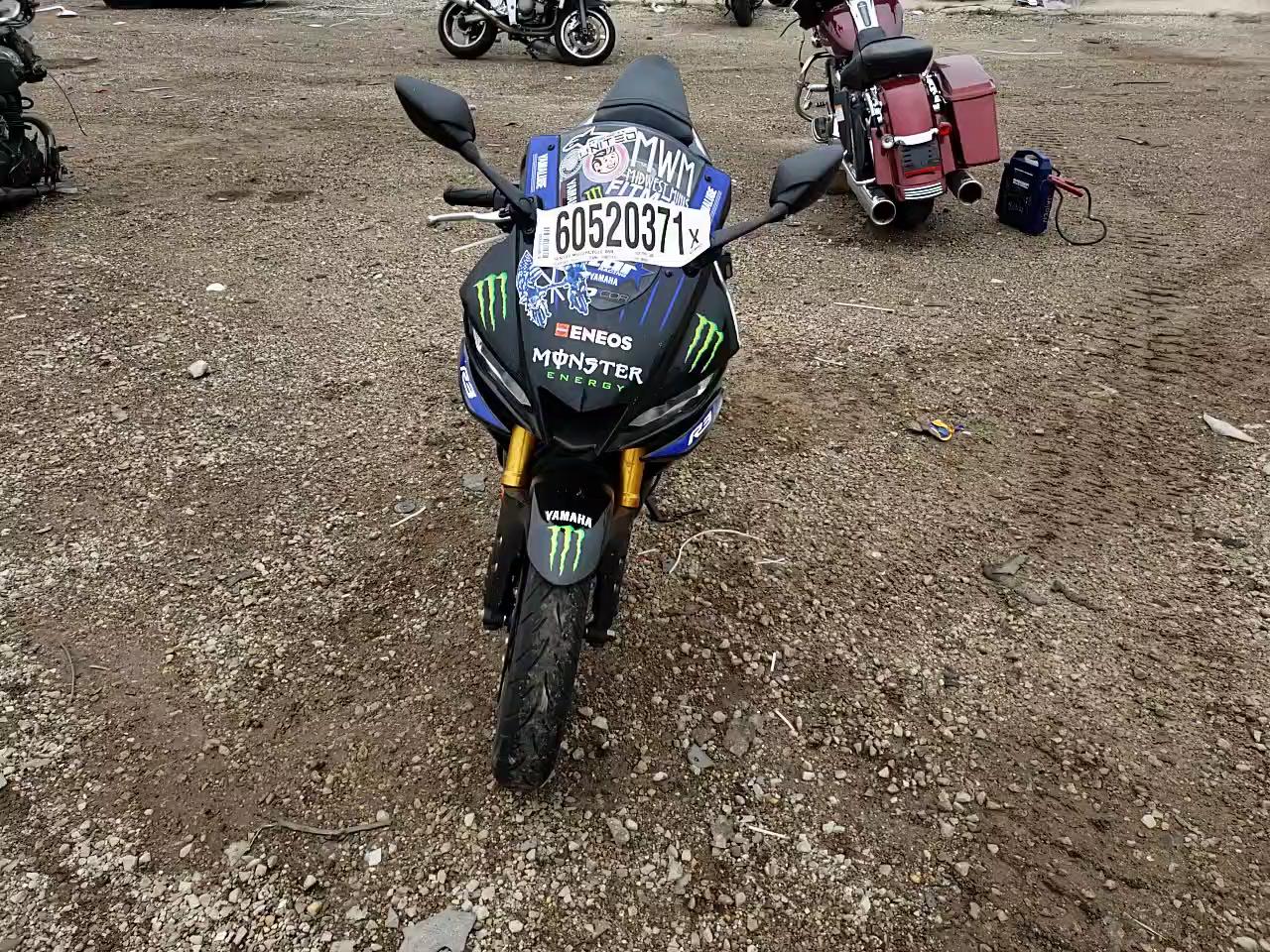 2020 YAMAHA YZFR3 A MH3RH18Y1LK003581
