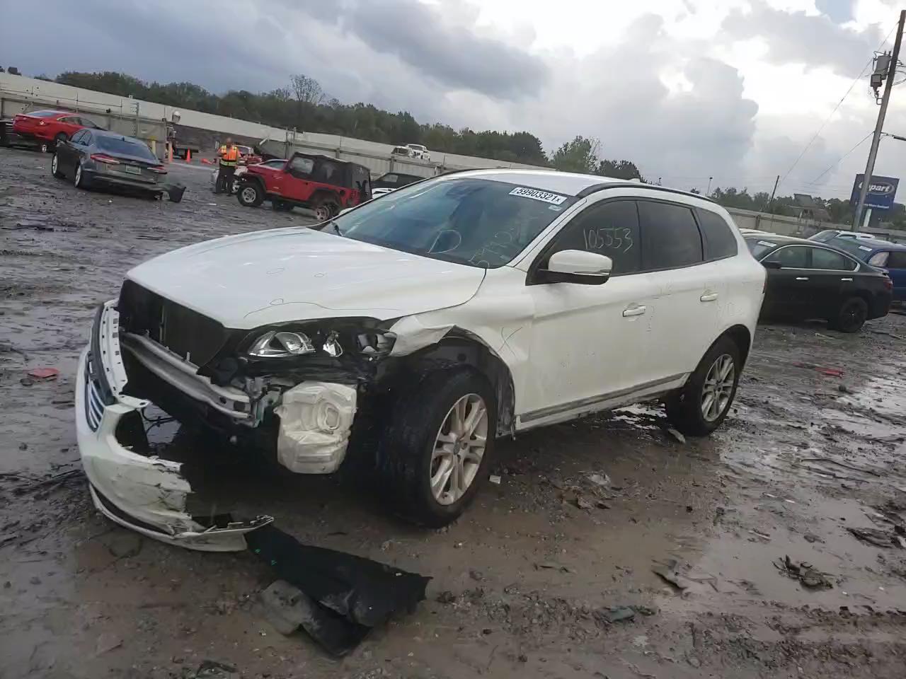 2015 VOLVO XC60 T5 YV440MDJ9F2663945