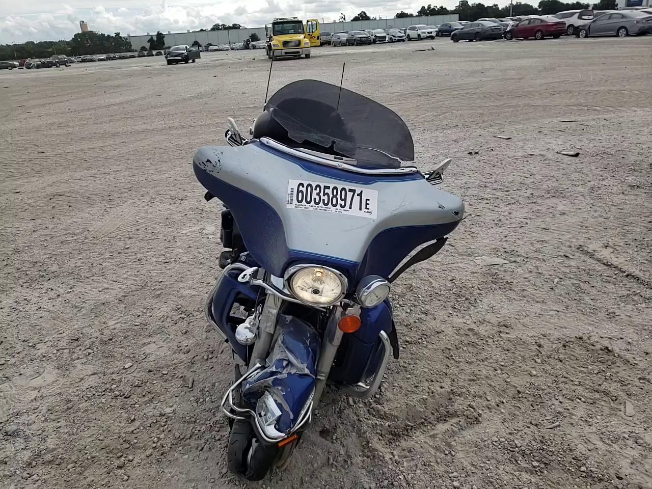 2010 HARLEY-DAVIDSON FLHTCU 1HD1FC41XAB641104