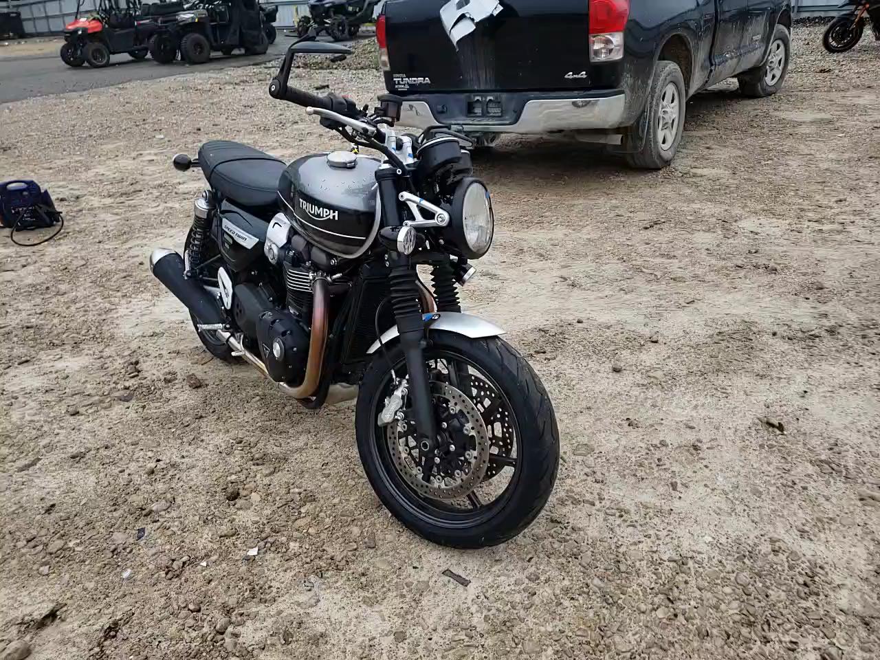 2019 TRIUMPH MOTORCYCLE SPEEDMSTR SMTD54HF1KT953676