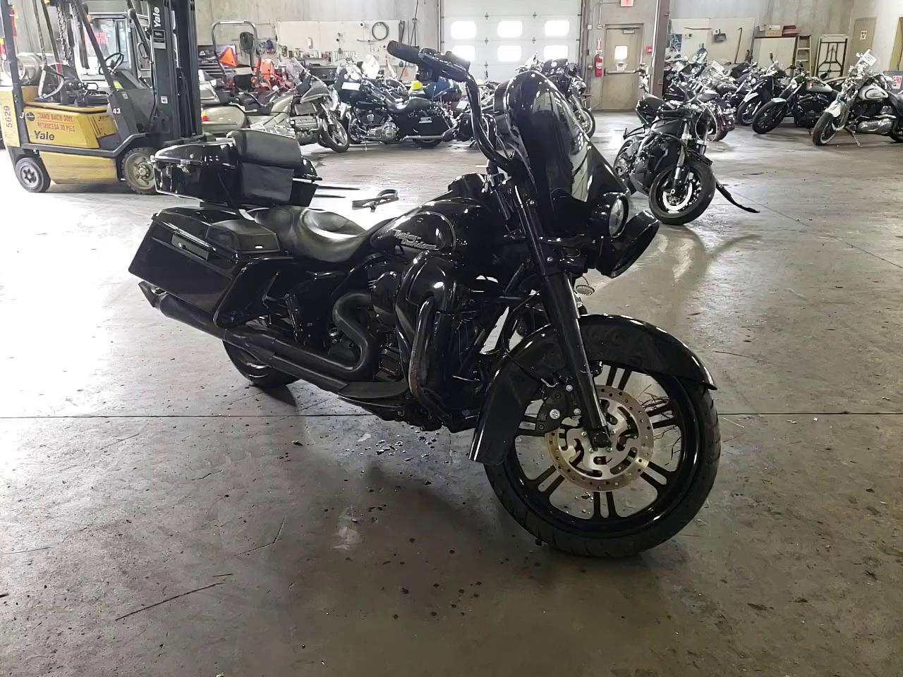 2009 HARLEY-DAVIDSON FLHTC 1HD1FF4179Y621886