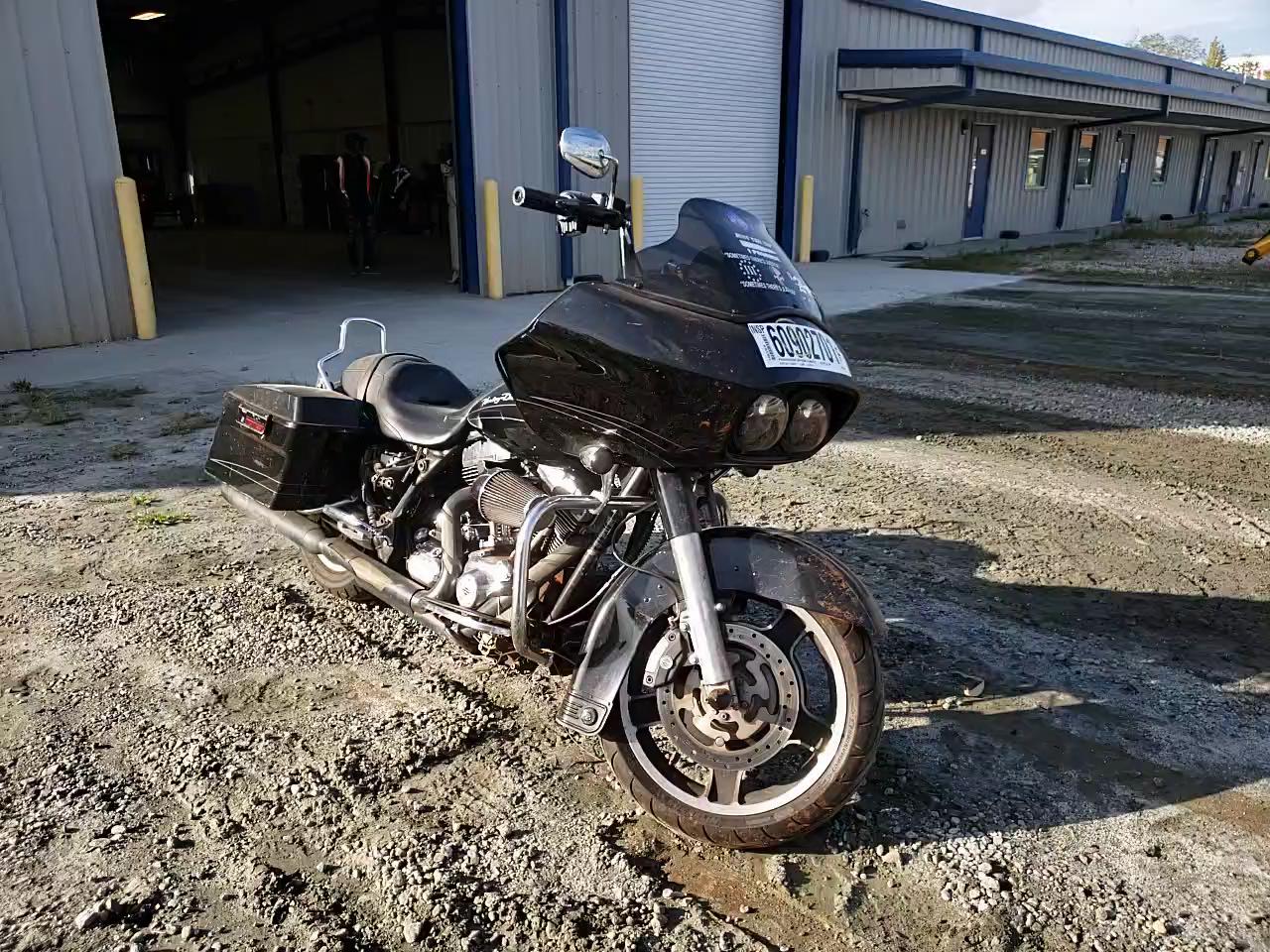 2011 HARLEY-DAVIDSON FLTRX 1HD1KHM16BB633513
