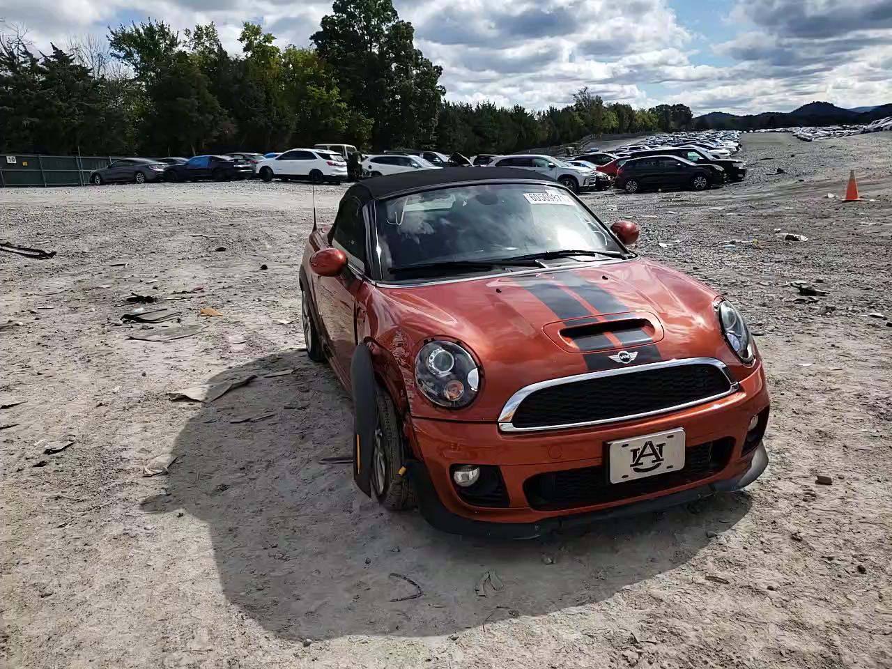 2013 MINI COOPER ROA WMWSY3C53DT565547