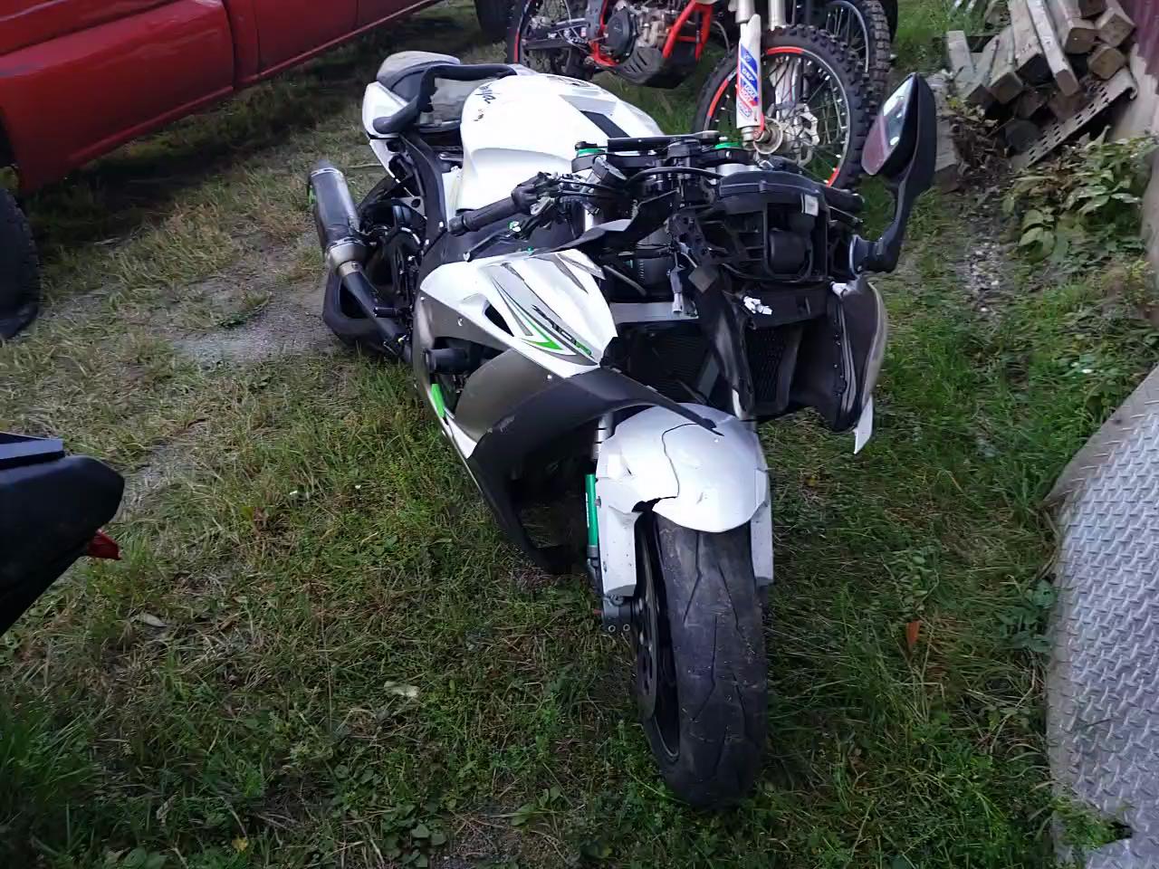 2017 KAWASAKI ZX1000 S JKAZXCS14HA009987