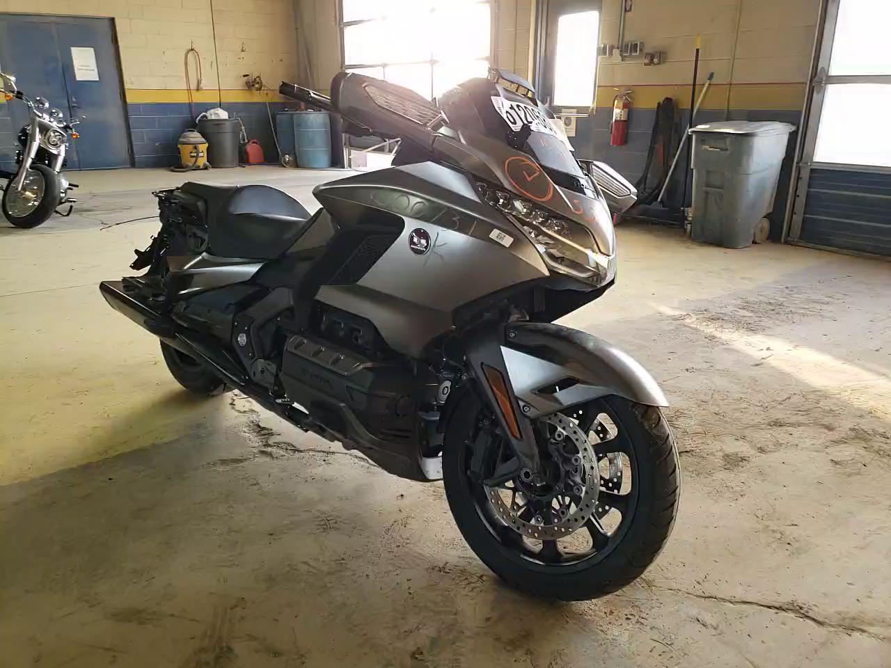2018 HONDA GL1800 B JH2SC7912JK000731