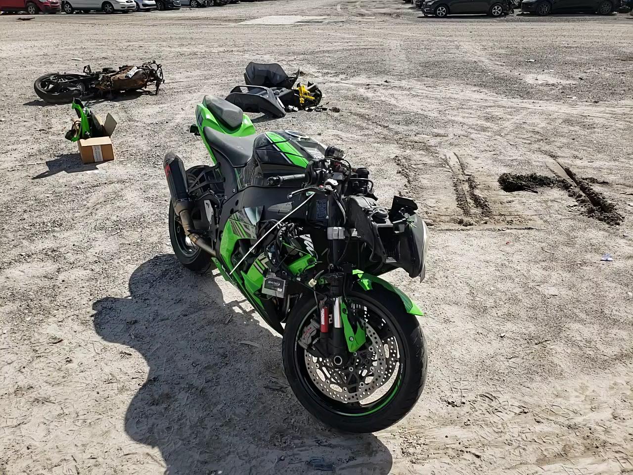 2016 KAWASAKI NINJA JKAZXCS1XGA003724