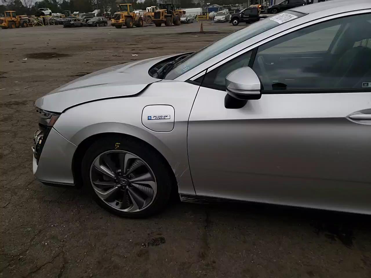 2018 HONDA CLARITY TO JHMZC5F39JC007380