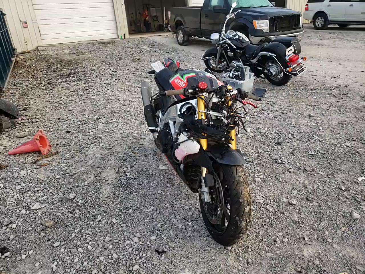 2020 APRILIA MOTORCYCLE ZD4KEUA1XLM000047