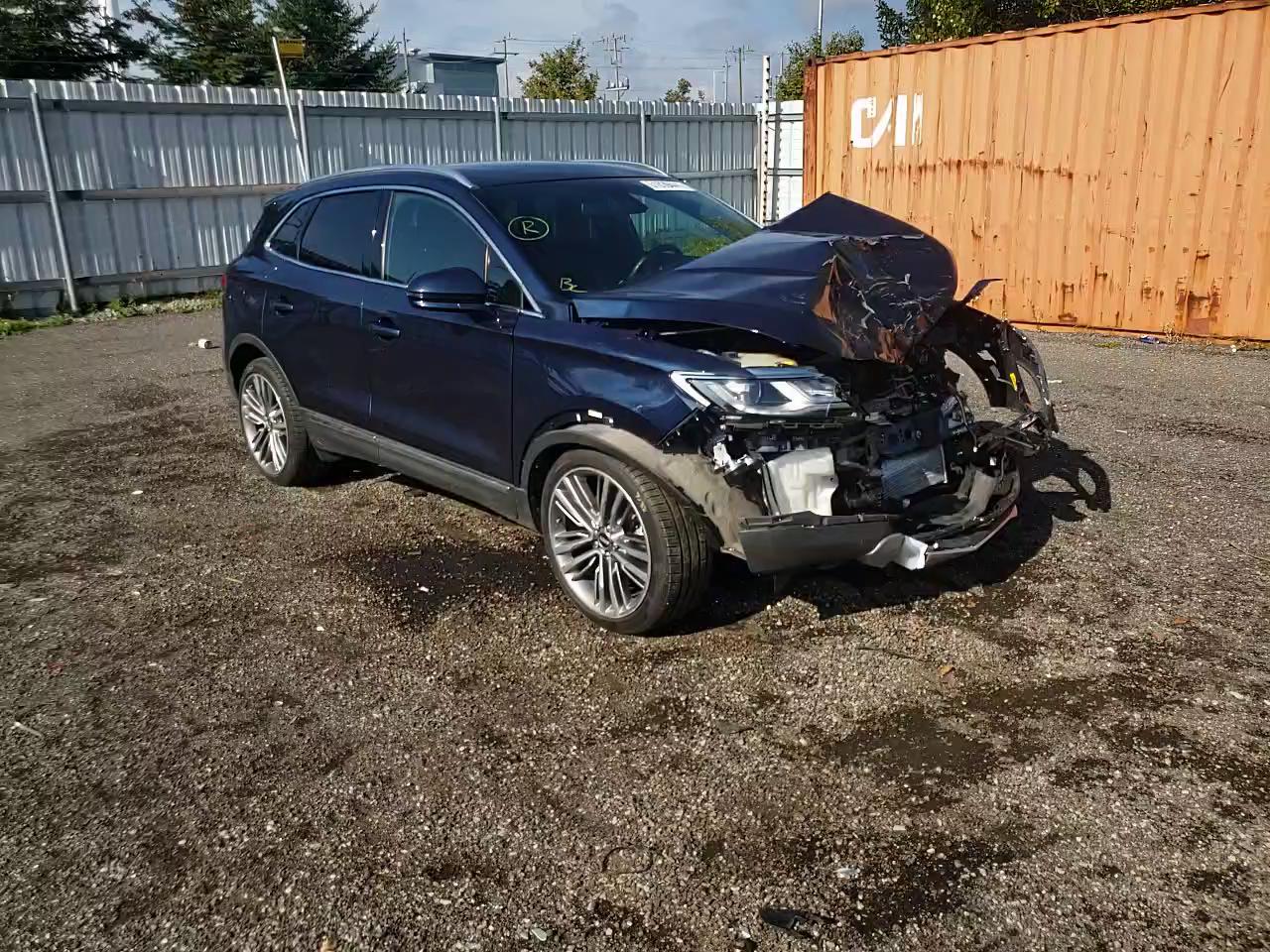 2016 LINCOLN MKC RESERV 5LMTJ3DH5GUJ15300