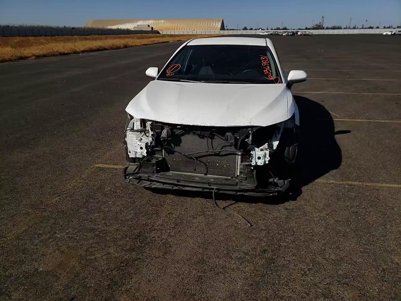 2018 TOYOTA CAMRY LE/S 4T1B11HK0JU593463