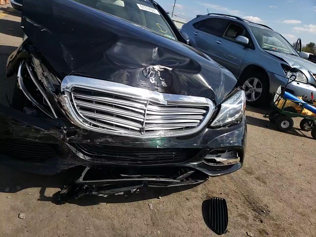 2015 MERCEDES-BENZ C300 55SWF4KB6FU094053