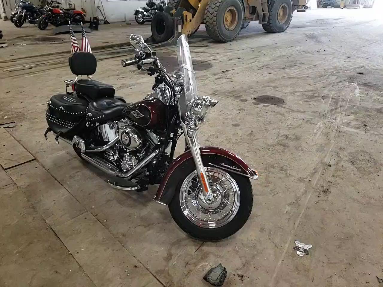 2015 HARLEY-DAVIDSON FLSTC HERI 1HD1BWV18FB022262