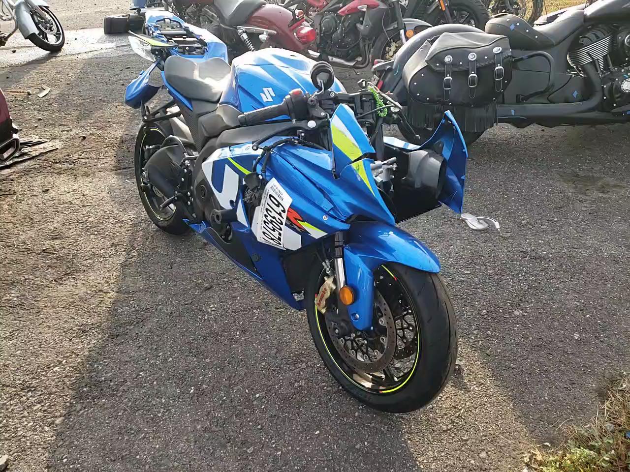2015 SUZUKI GSX-R1000 JS1GT78A7F2101149