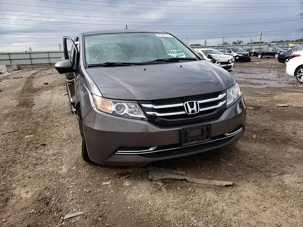 2016 HONDA ODYSSEY SE 5FNRL5H38GB023323