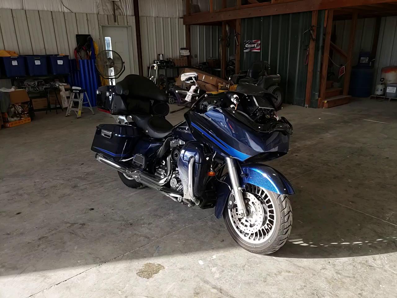 2012 HARLEY-DAVIDSON FLTRU ROAD 1HD1KGM19CB672852
