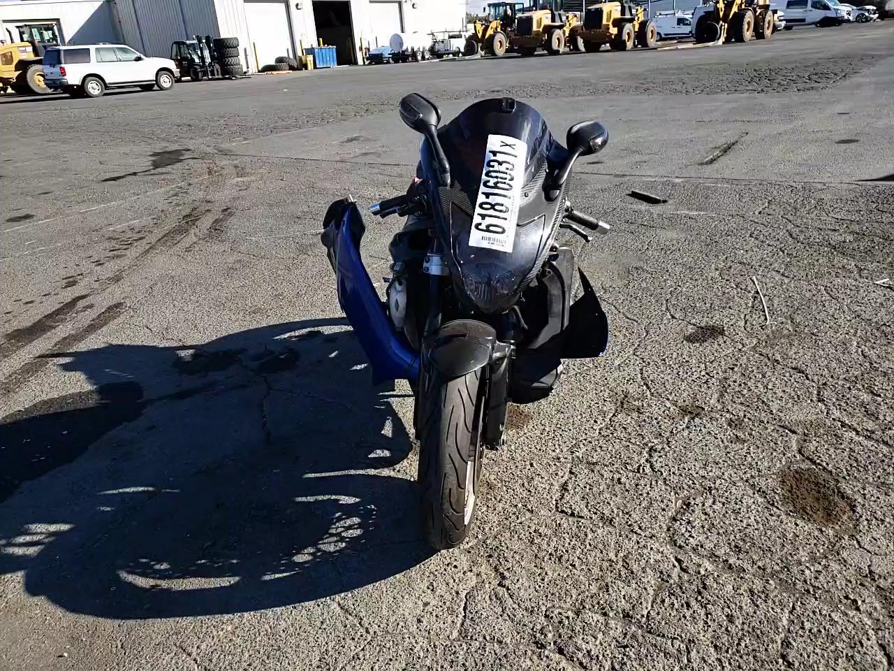 2011 SUZUKI GSX-R600 JS1GN7FA4B2103268