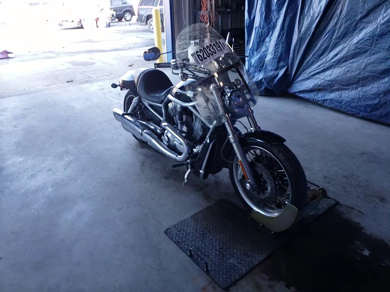 2008 HARLEY-DAVIDSON VRSCAW 1HD1HFH198K804194