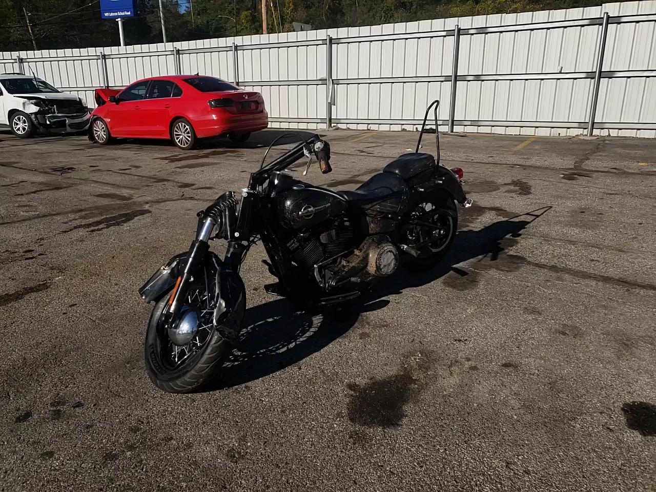 2018 HARLEY-DAVIDSON FLHC HERIT 1HD1YAJ16JC030628