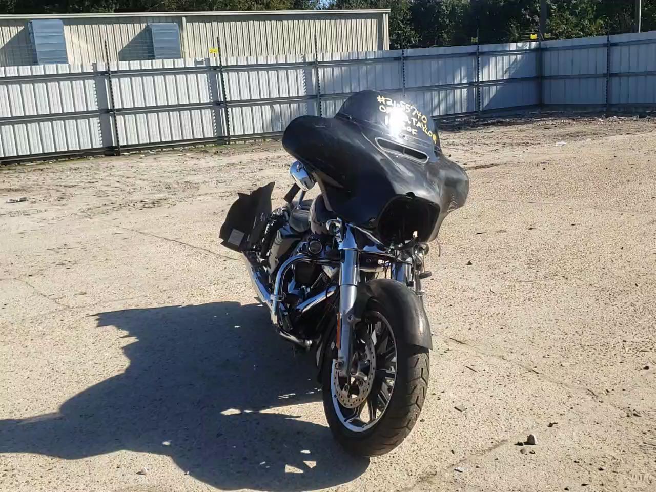 2020 HARLEY-DAVIDSON FLHT 1HD1FVC11LB636003