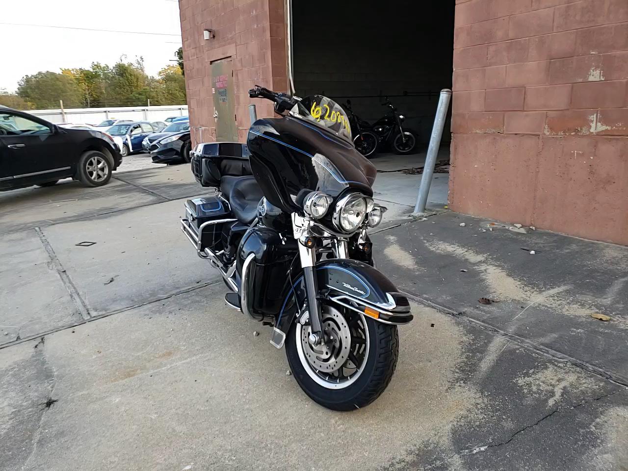 2006 HARLEY-DAVIDSON FLHTCUI SH 1HD1FLW156Y620968
