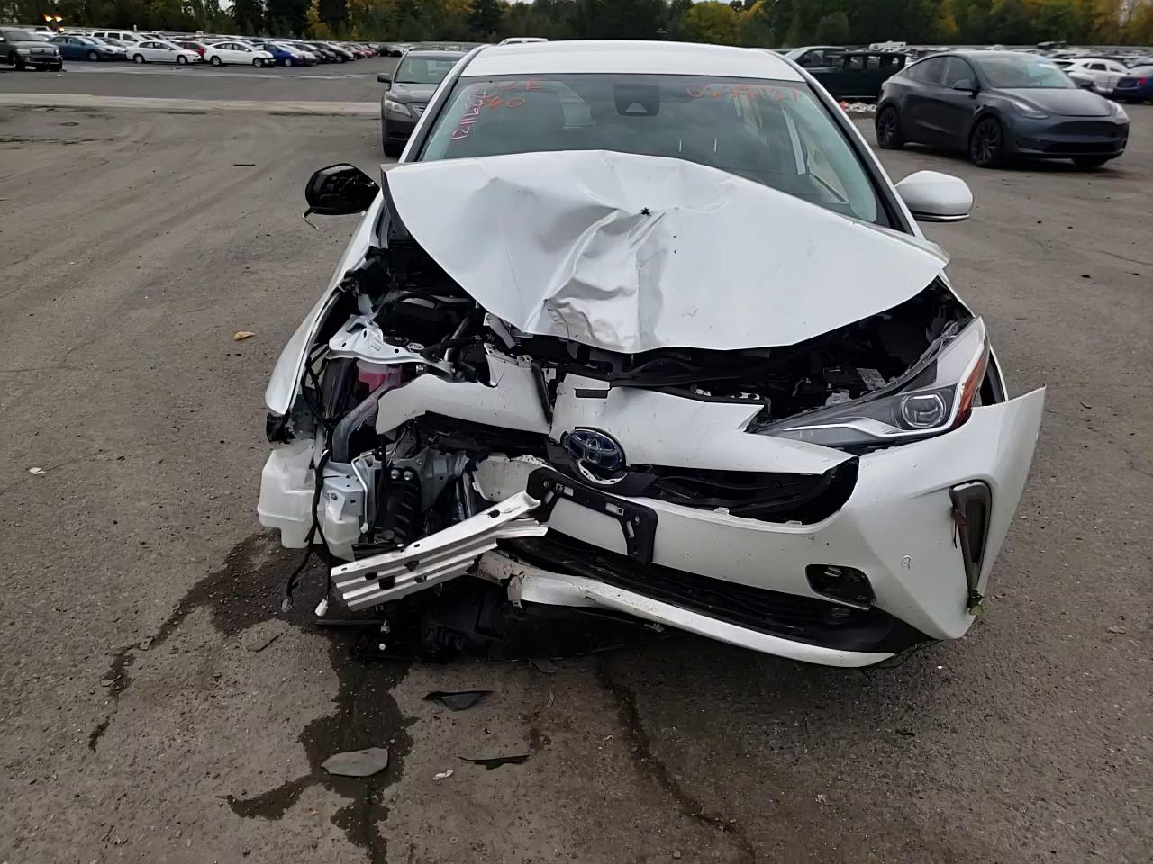 2021 TOYOTA PRIUS LE JTDL9MFUXM3026436