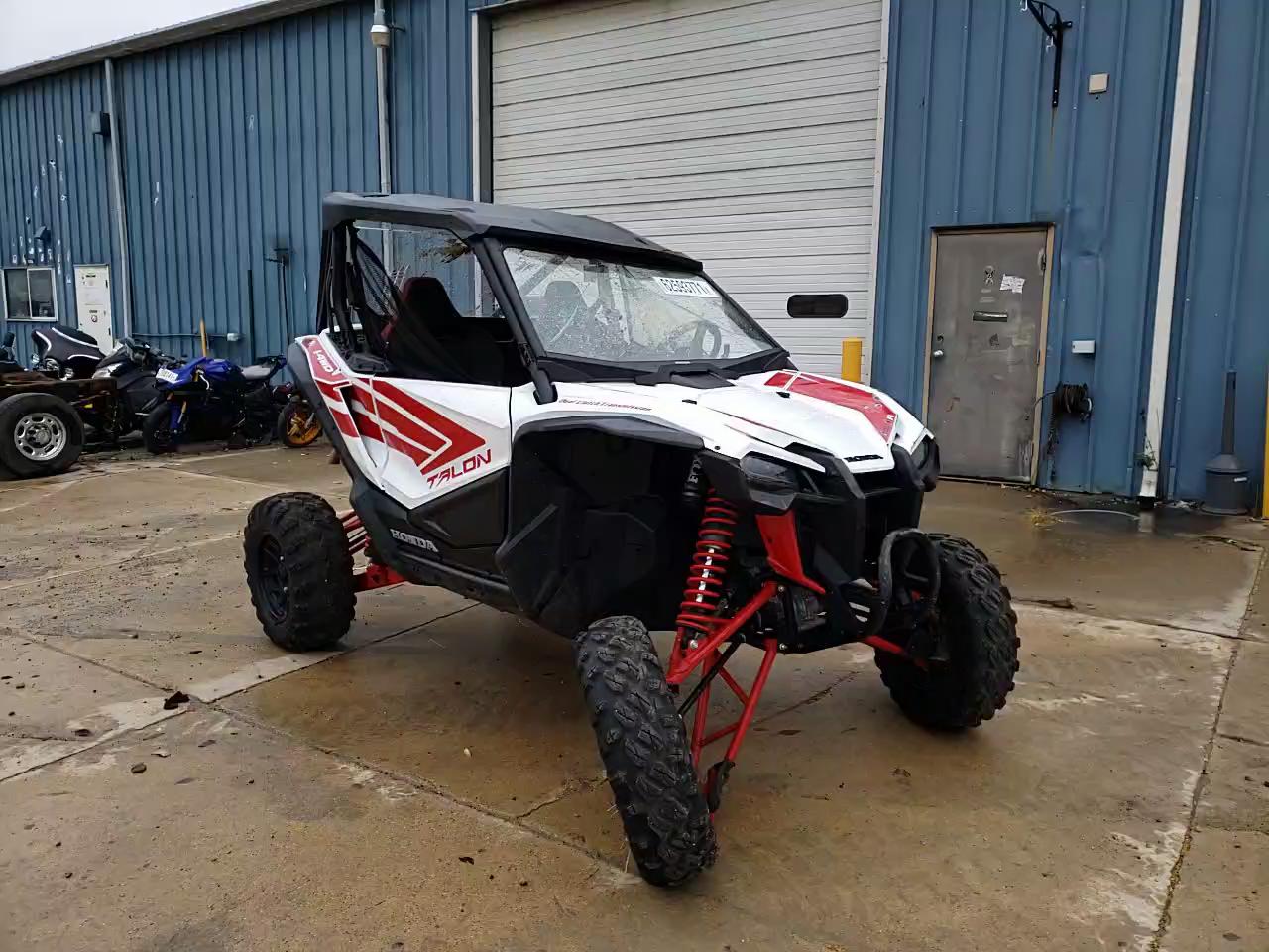 2021 HONDA TALON 1HFVE0541M4201607