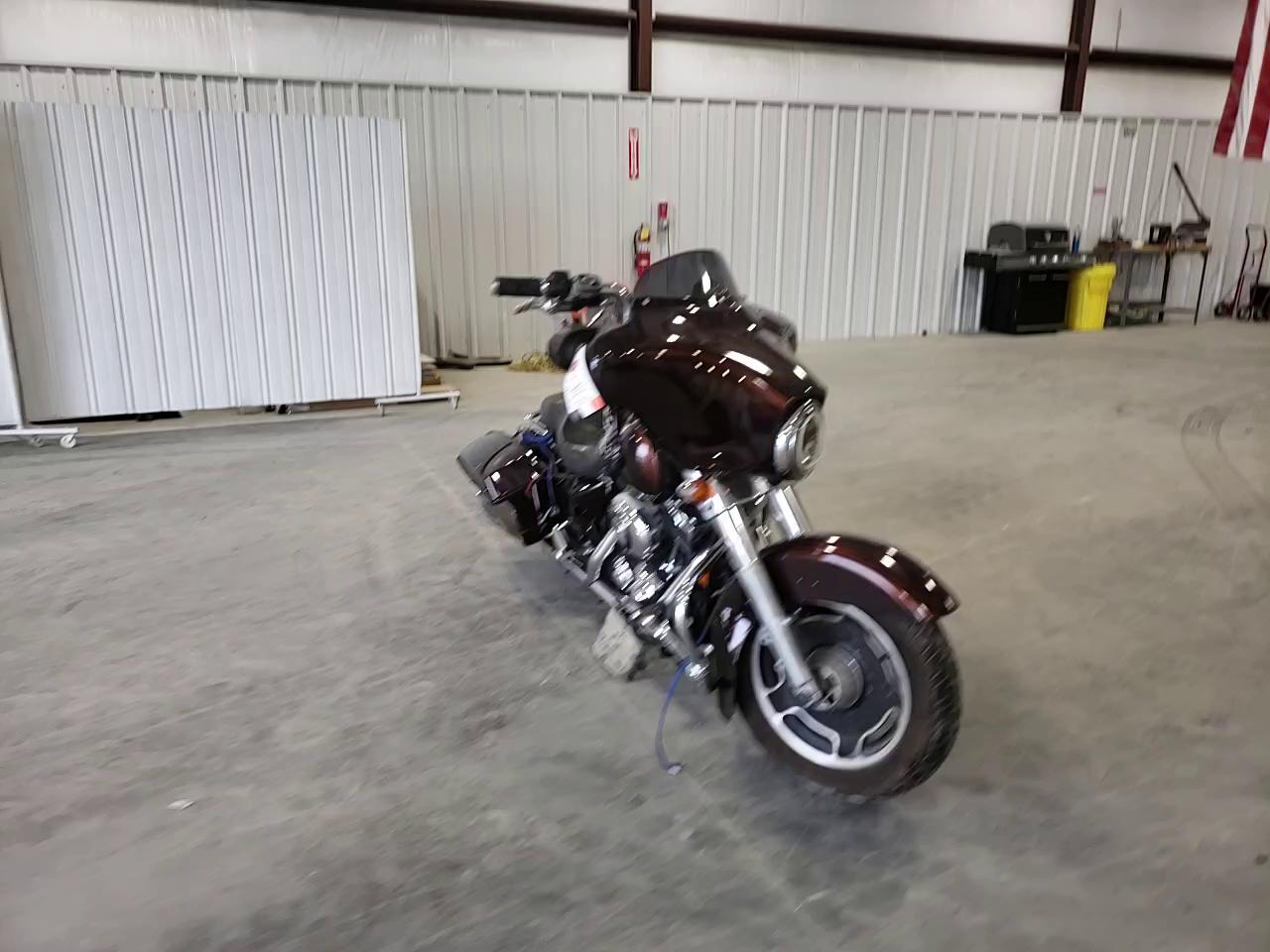 2007 HARLEY-DAVIDSON FLHX 1HD1KB41X7Y724642