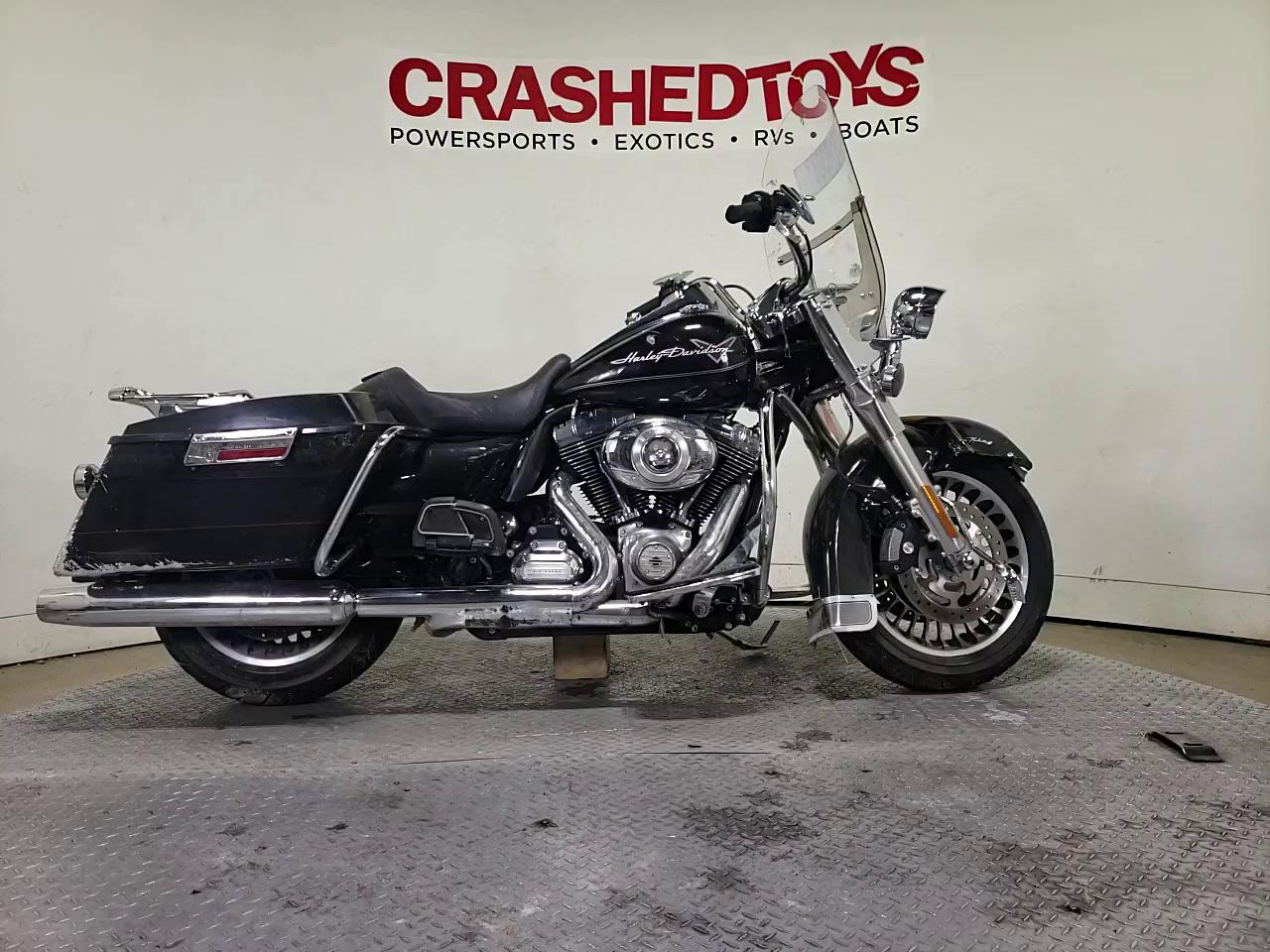 2012 HARLEY-DAVIDSON FLHR ROAD 1HD1FBM1XCB692924