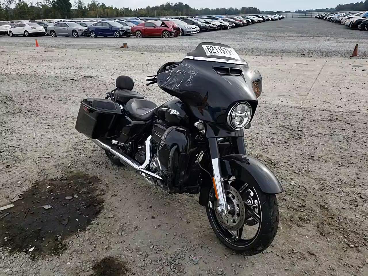 2016 HARLEY-DAVIDSON FLHXSE CVO 1HD1PXN15GB957974