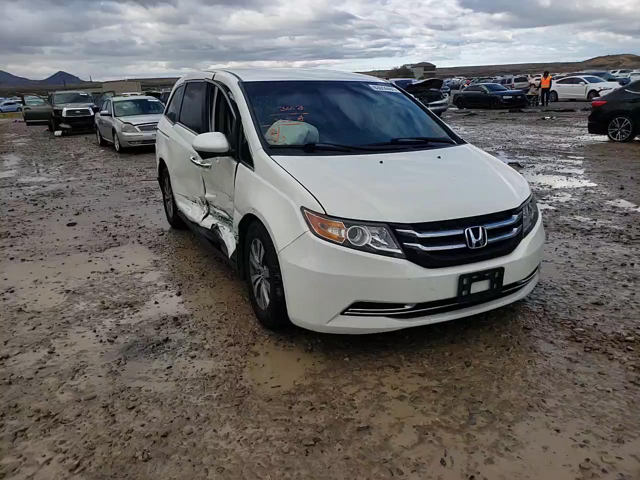 2016 HONDA ODYSSEY SE 5FNRL5H39GB035903