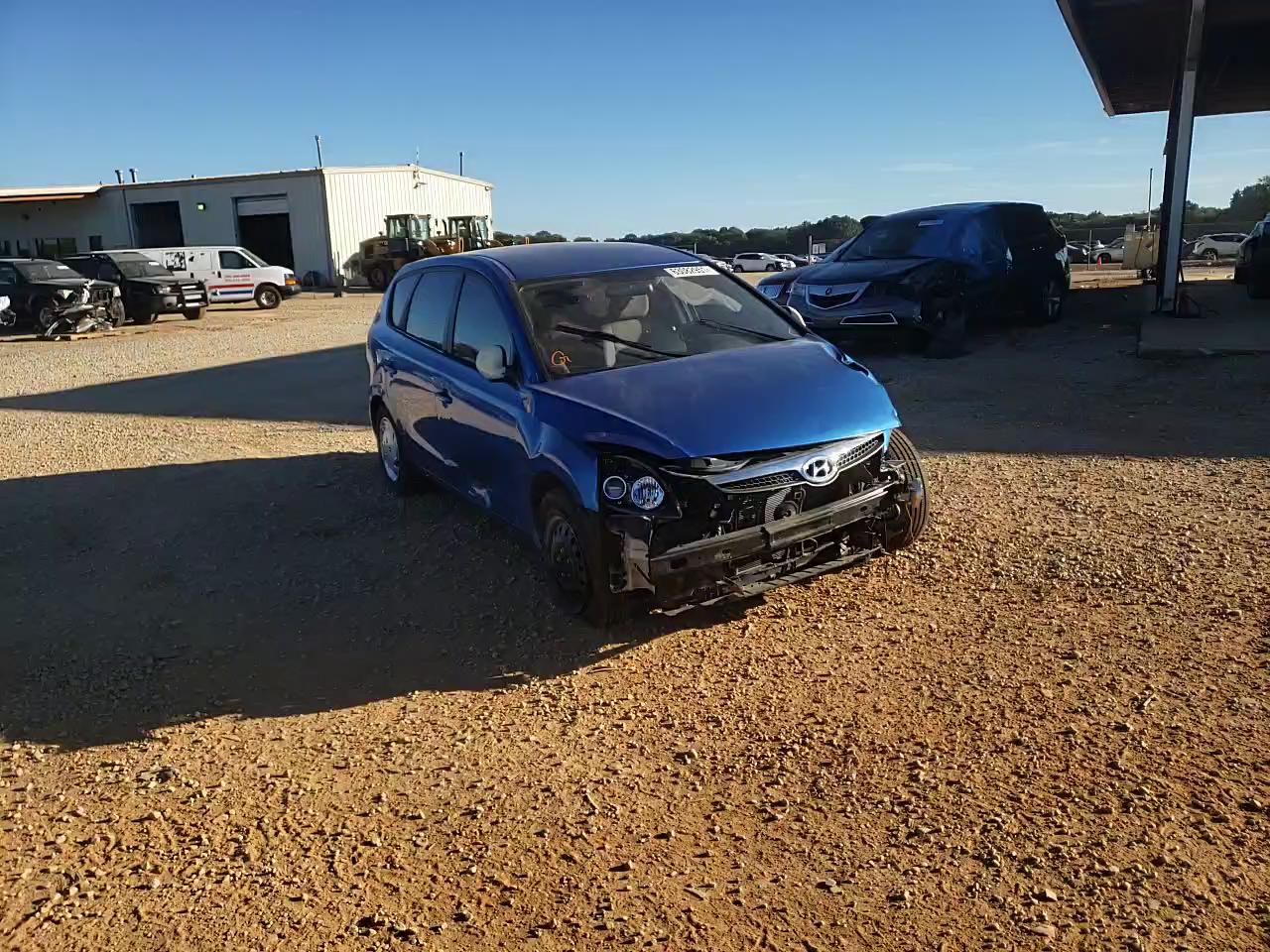 2011 HYUNDAI ELANTRA TO KMHDB8AE7BU122575
