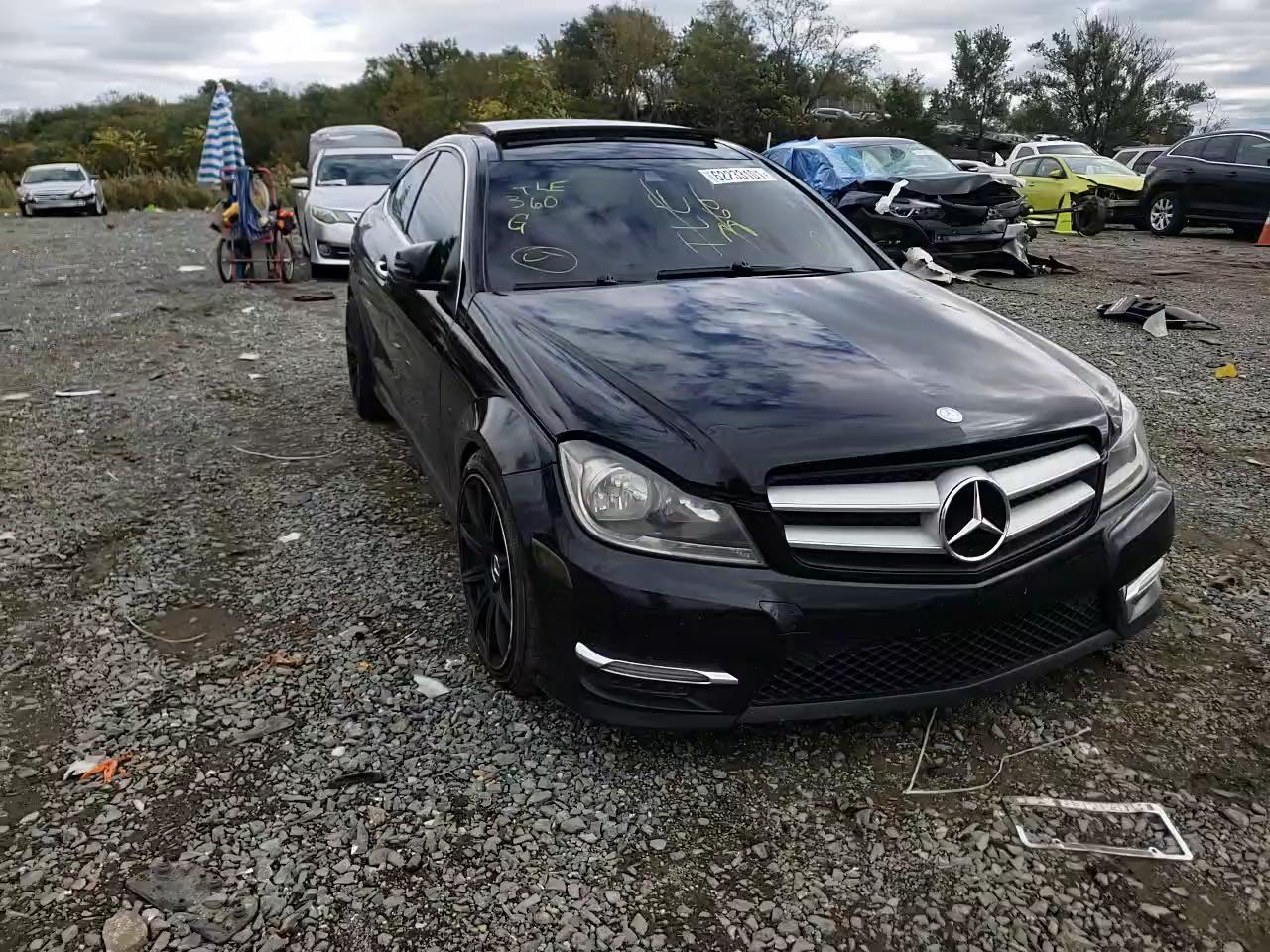 2013 MERCEDES-BENZ C 350 4MAT WDDGJ8JB3DG083775