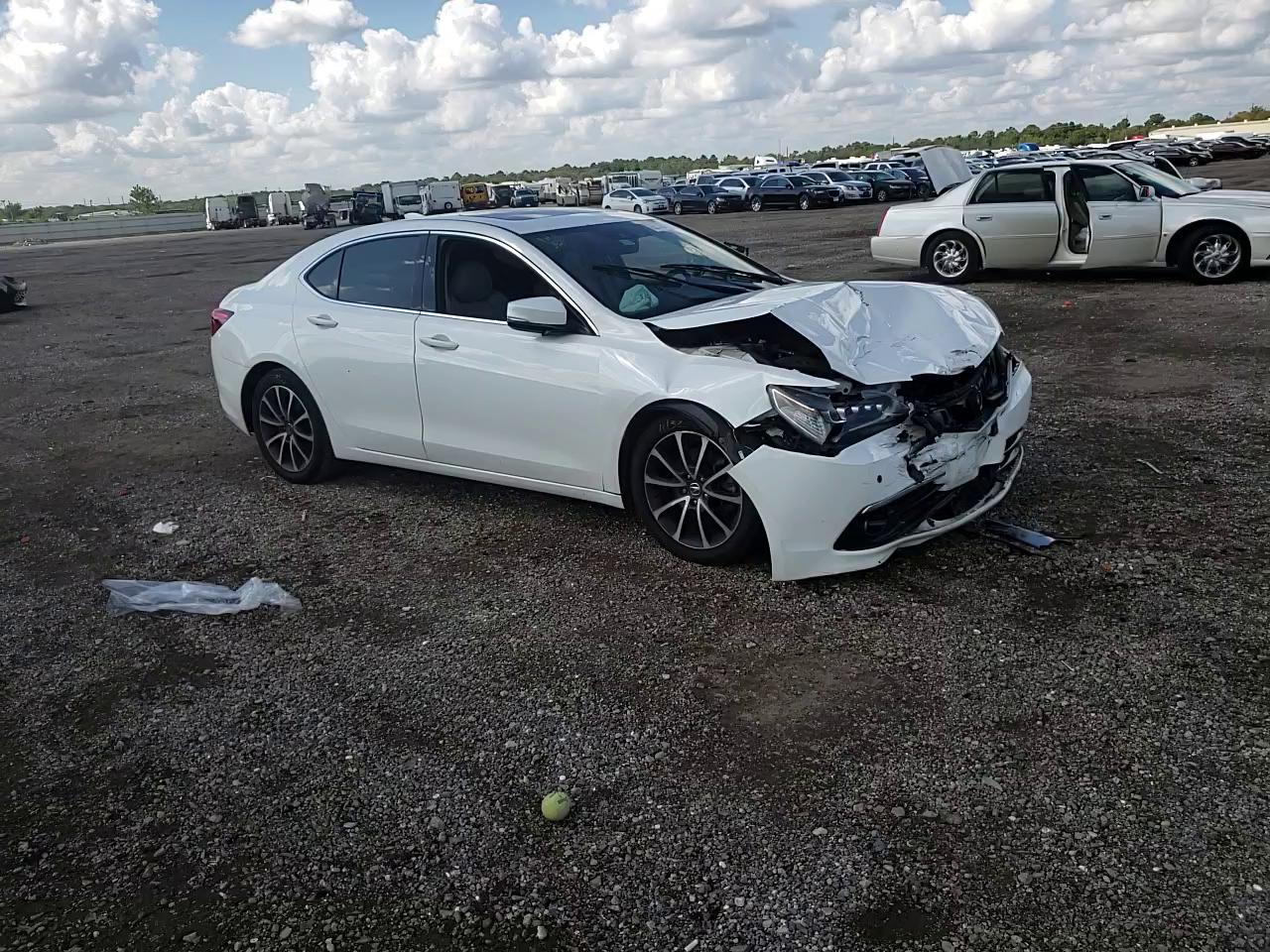 2015 ACURA TLX ADVANC 19UUB2F73FA015592