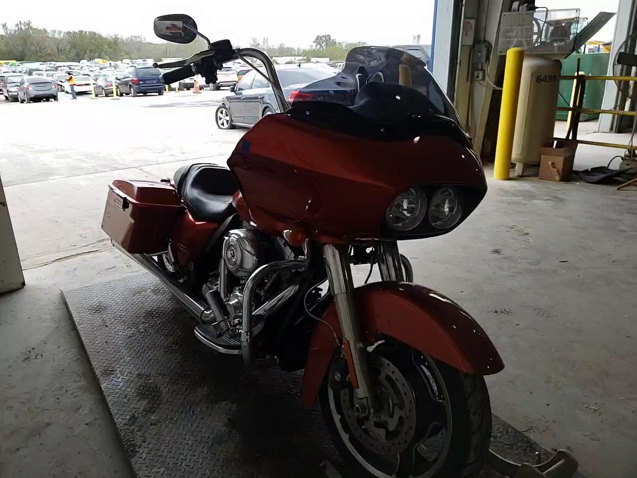 2013 HARLEY-DAVIDSON FLTRX ROAD 1HD1KHM17DB665048