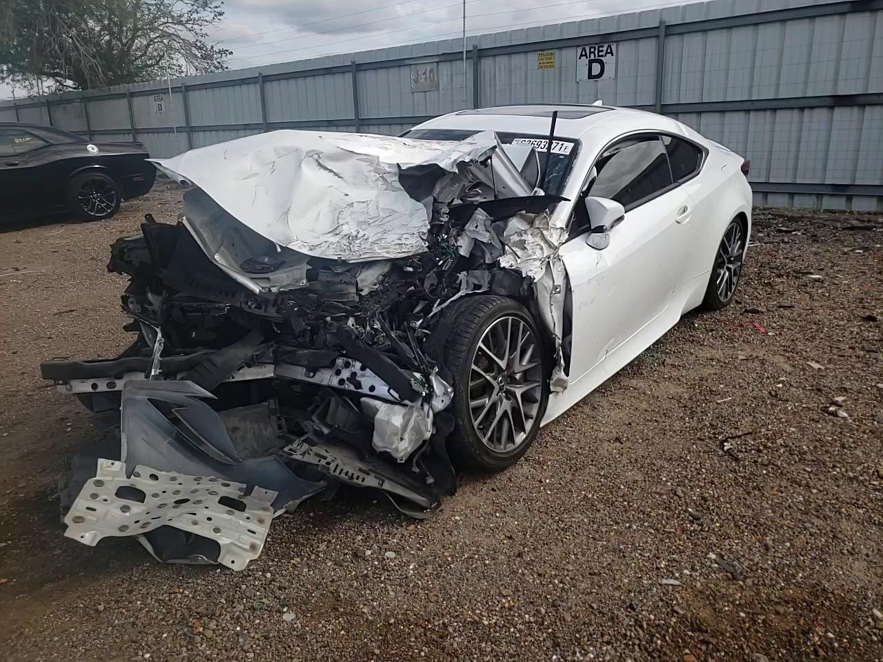 2017 LEXUS RC 200T JTHHA5BC5H5005437