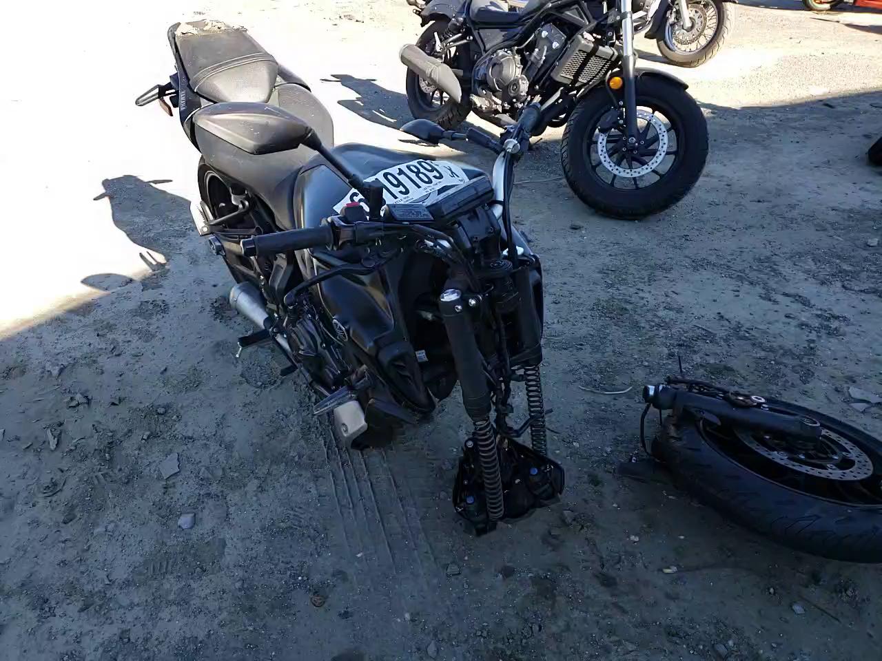 2021 YAMAHA MT07 JYARM32E3MA001967