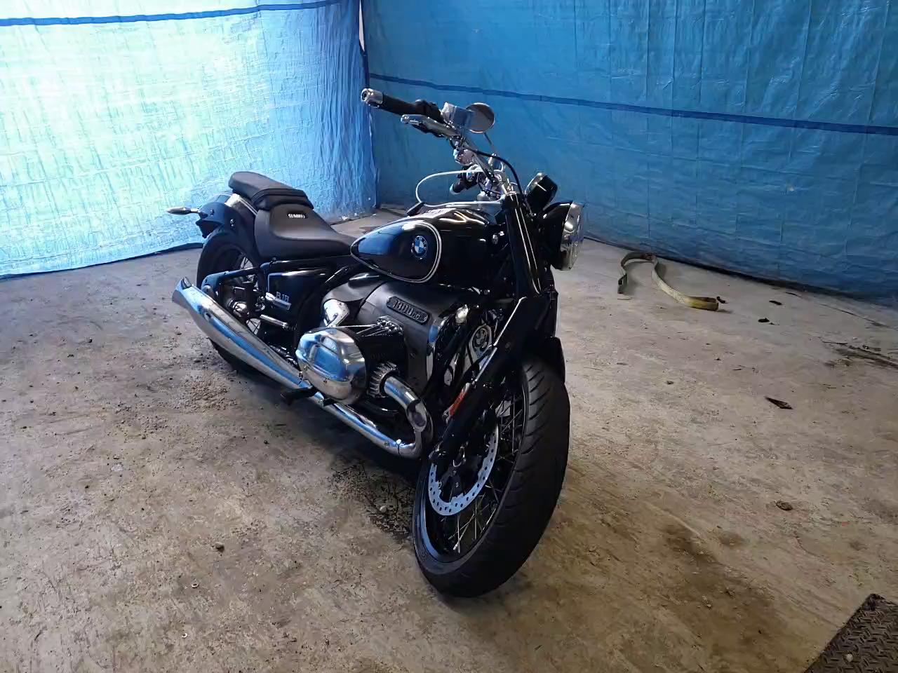 2021 BMW R18 WB10L1303M6D95142