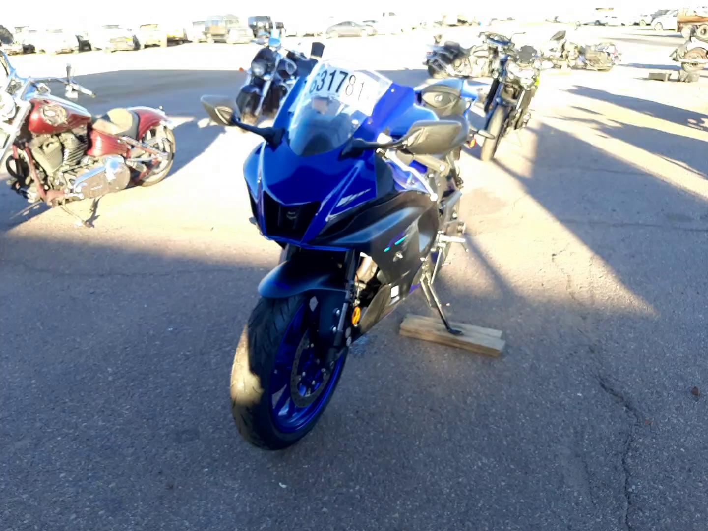 2022 YAMAHA YZFR7 JYARM38E9NA000671
