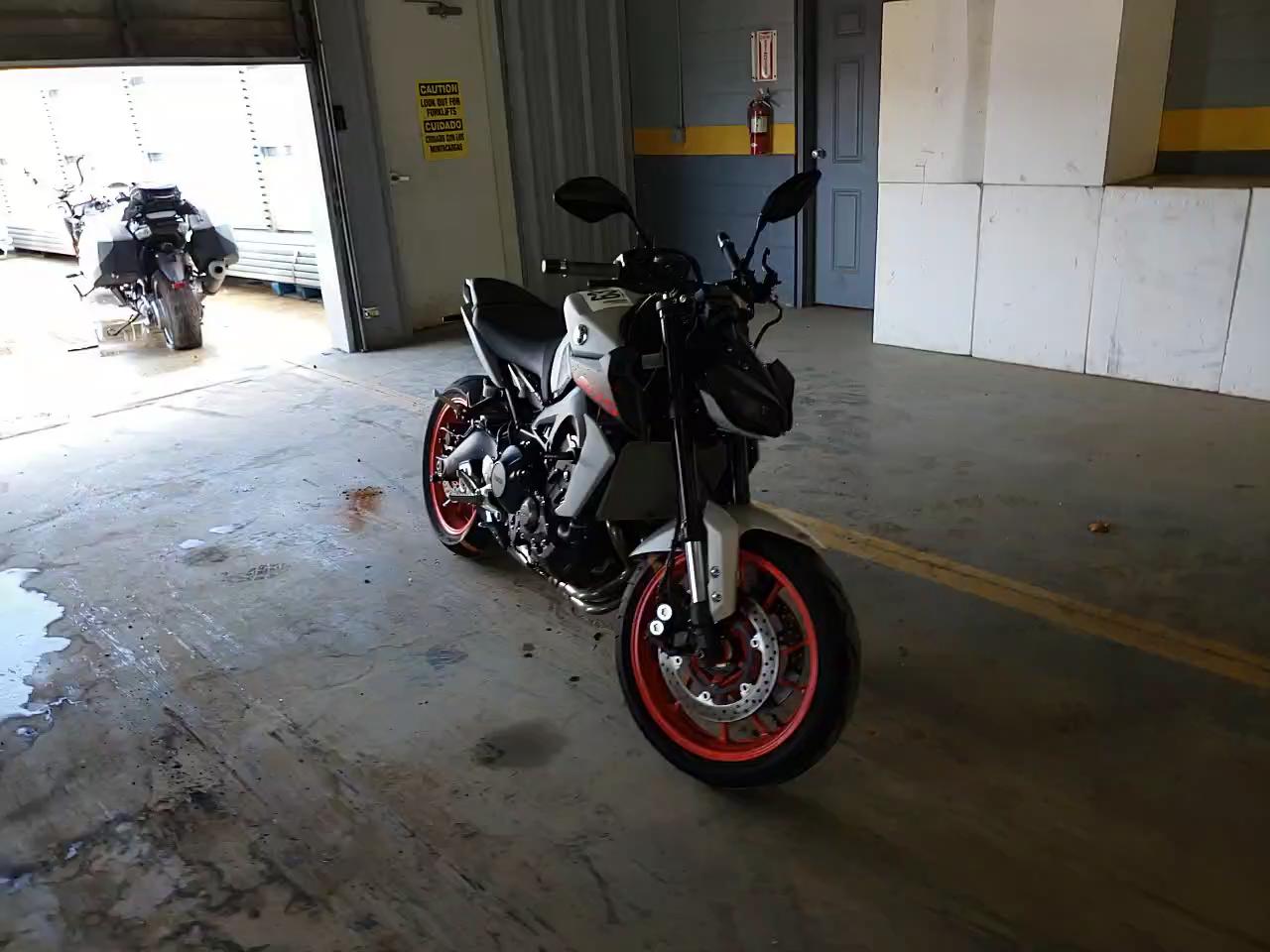 2019 YAMAHA MT09 JYARN53E4KA004848