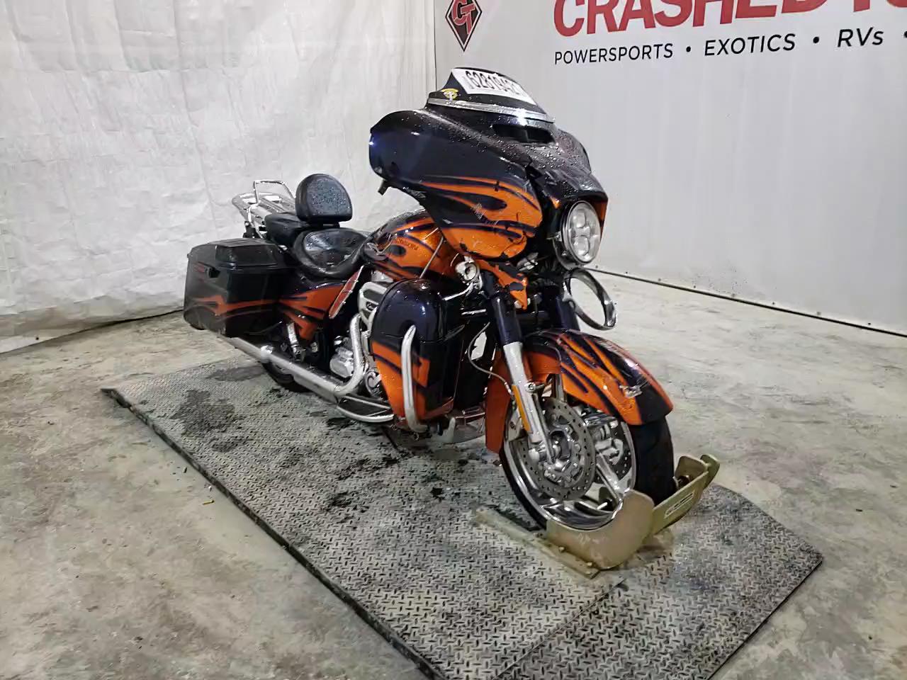2015 HARLEY-DAVIDSON FLHXSE CVO 1HD1PXN11FB962832