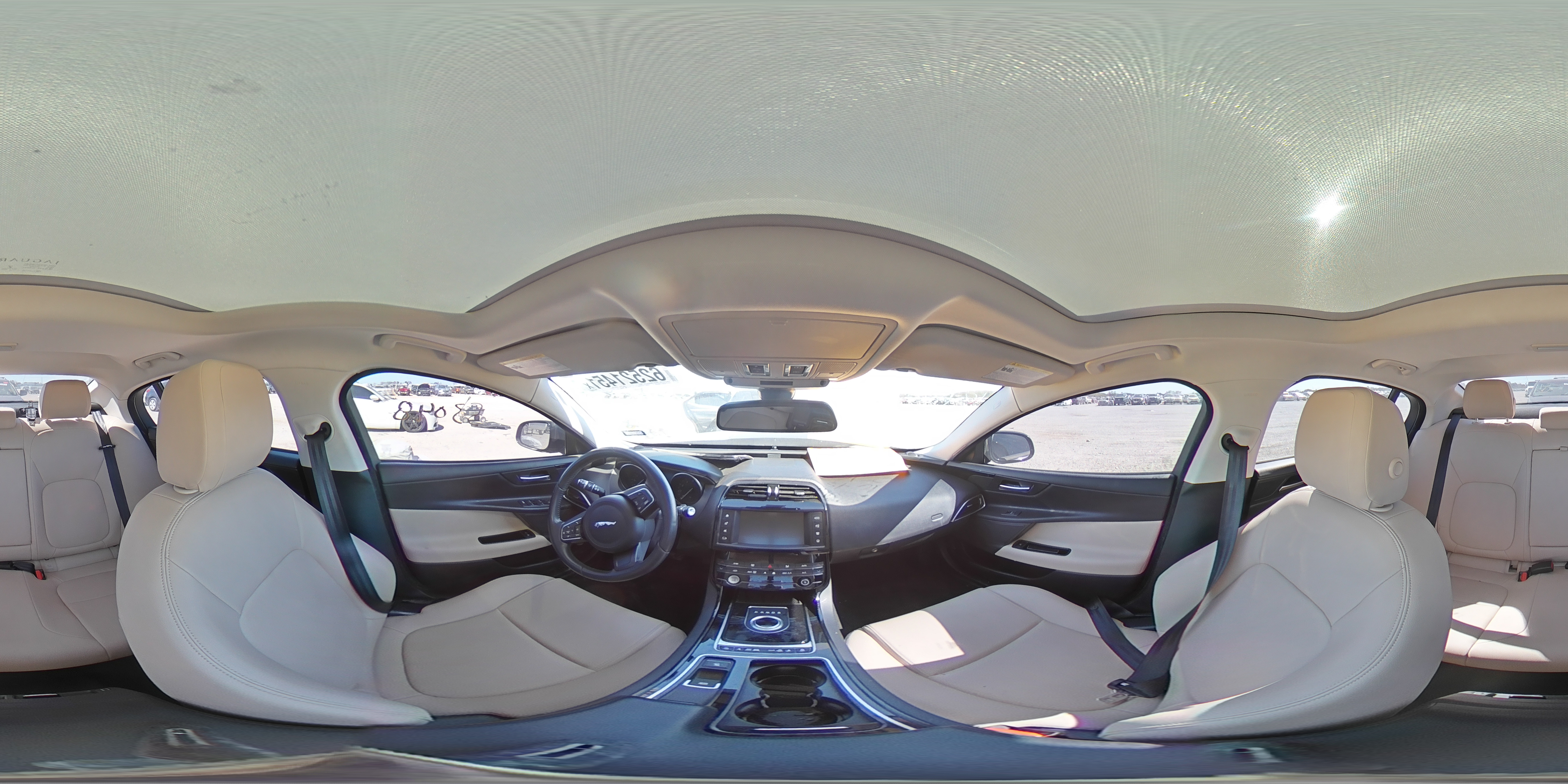 2018 JAGUAR XE SAJAR4FX2JCP36512