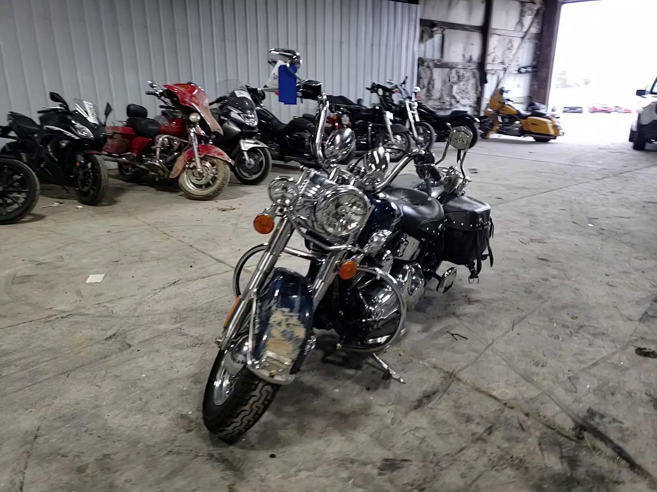 2016 HARLEY-DAVIDSON FLSTC HERI 1HD1BWV18GB019671