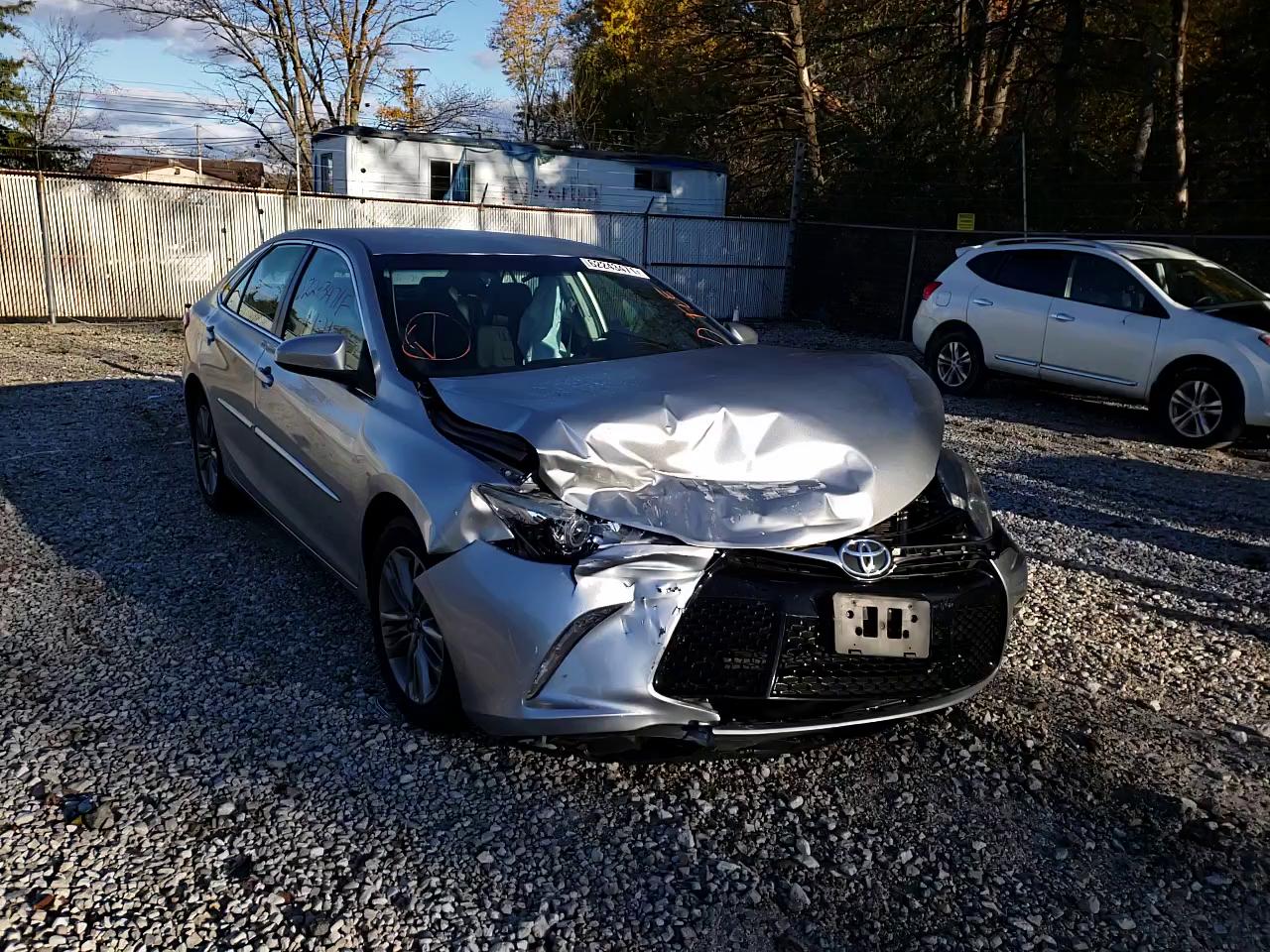 2017 TOYOTA CAMRY LE/X 4T1BF1FK1HU653720