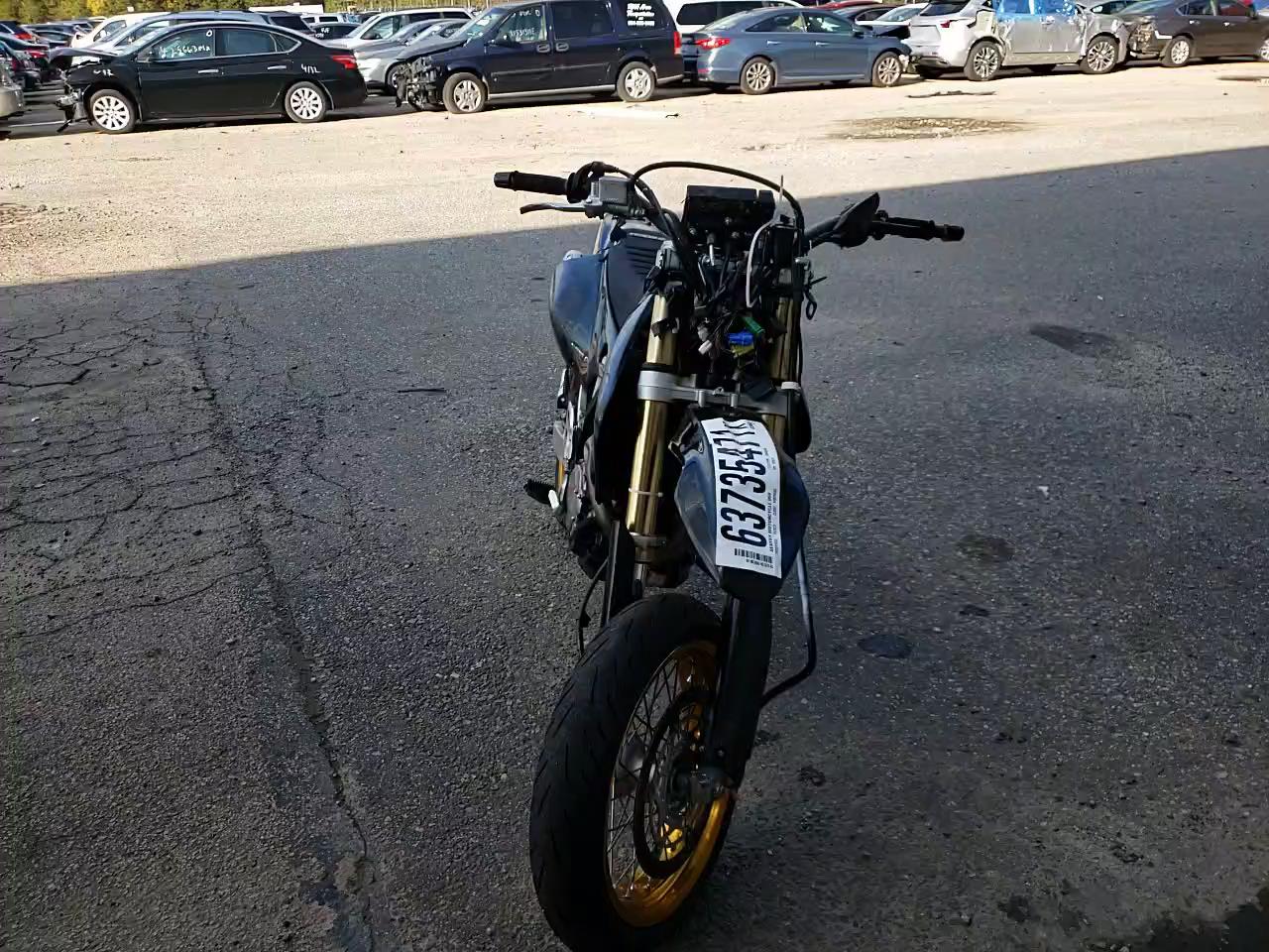 2018 SUZUKI DR-Z400 SM JS1SK44A6J2102674